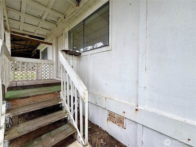 774 Rain Street NE, Ocean Shores, WA 98569