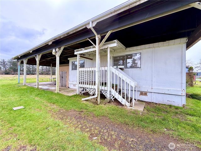 774 Rain Street NE, Ocean Shores, WA 98569