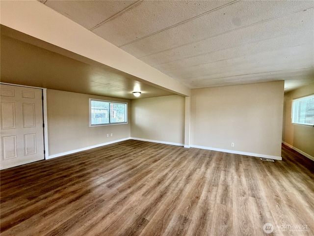 774 Rain Street NE, Ocean Shores, WA 98569