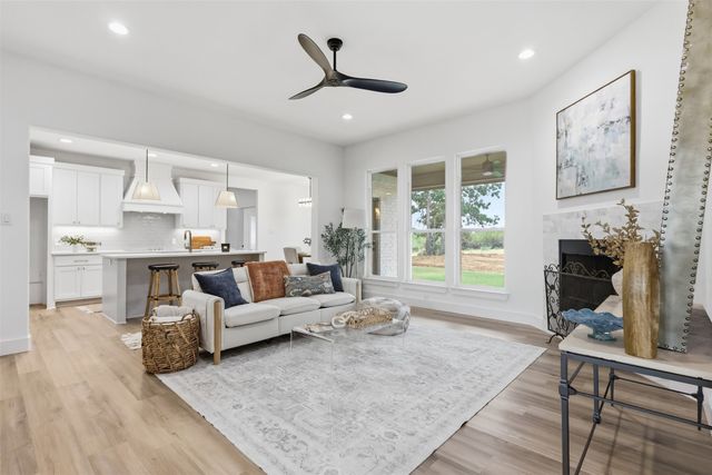 124 Norene Lane, Weatherford, TX 76088
