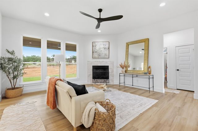 124 Norene Lane, Weatherford, TX 76088