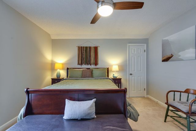 7701 OLD VILLAGE CV, Germantown, TN 38138