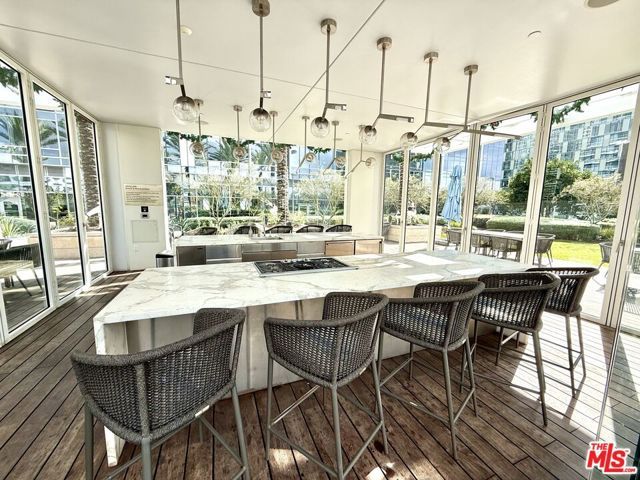 877 Francisco Street 617, Los Angeles, CA 90017