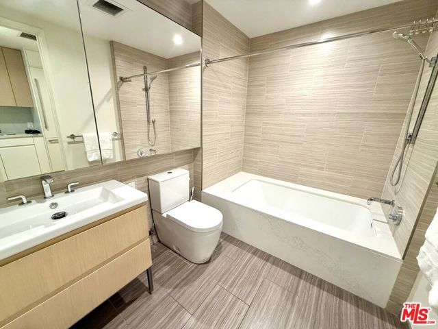 877 Francisco Street 617, Los Angeles, CA 90017