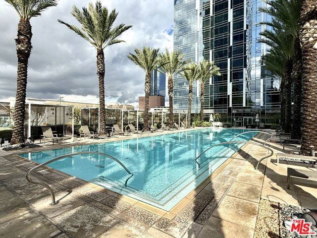 877 Francisco Street 617, Los Angeles, CA 90017