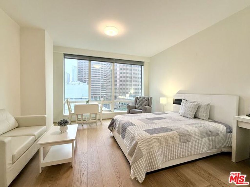 877 Francisco Street 617, Los Angeles, CA 90017