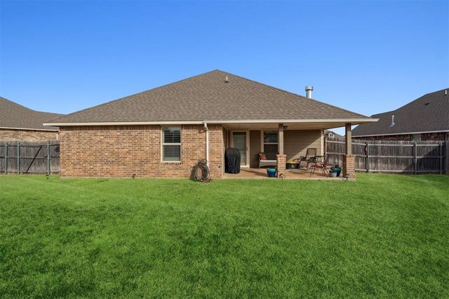 705 Windy Lane, Yukon, OK 73099