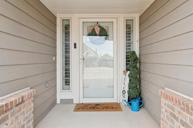 705 Windy Lane, Yukon, OK 73099