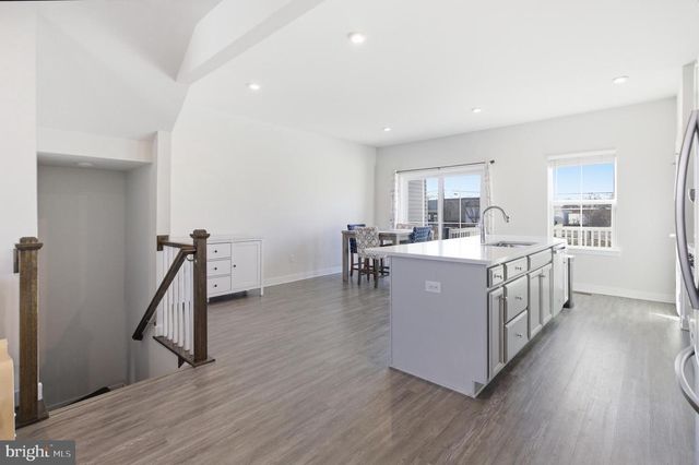 18 HAMILTON CT, Pennsauken, NJ 08110