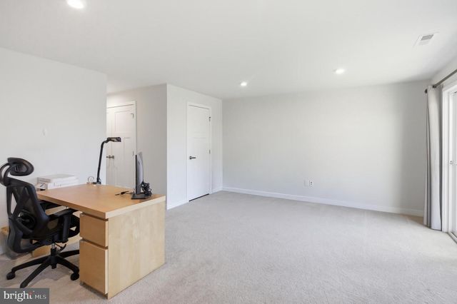 18 HAMILTON CT, Pennsauken, NJ 08110