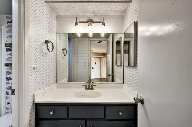 2901 26TH STREET W 606, Bradenton, FL 34205