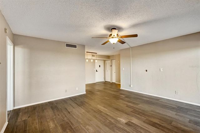 2901 26TH STREET W 606, Bradenton, FL 34205