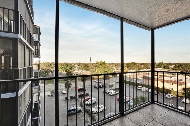 2901 26TH STREET W 606, Bradenton, FL 34205