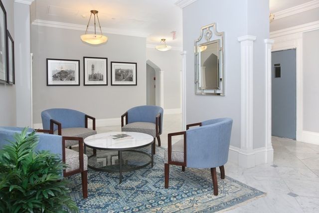 271 Dartmouth St 1L, Boston, MA 02116
