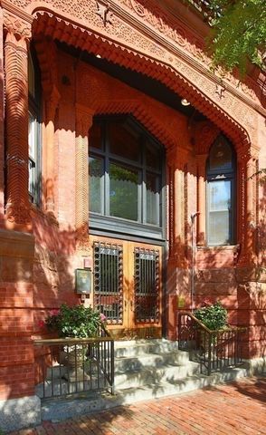 271 Dartmouth St 1L, Boston, MA 02116