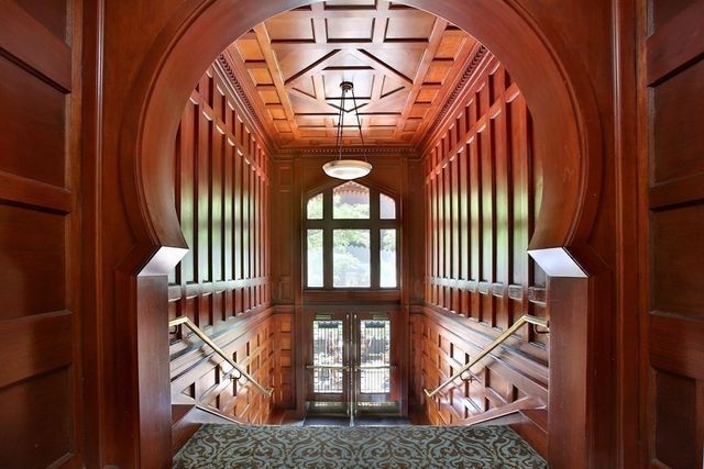 271 Dartmouth St 1L, Boston, MA 02116