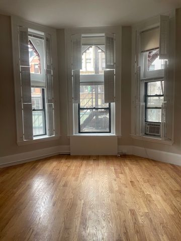 271 Dartmouth St 1L, Boston, MA 02116