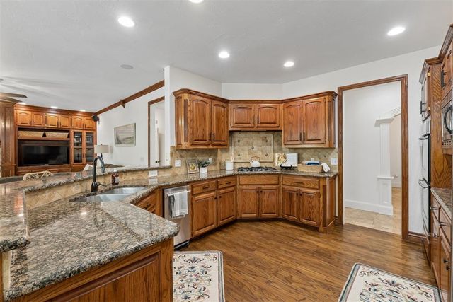 1101 Caines Hill Road, Edmond, OK 73034