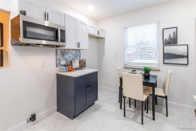 5784 Whittier Street, Detroit, MI 48224