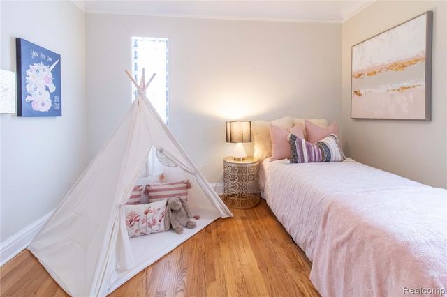 5784 Whittier Street, Detroit, MI 48224