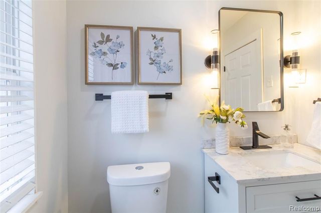 5784 Whittier Street, Detroit, MI 48224