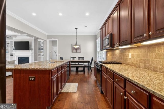 2003 Heathermere Way, Roswell, GA 30075