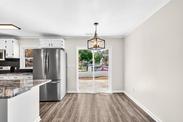 916 Tiffany Ln., North Myrtle Beach, SC 29582