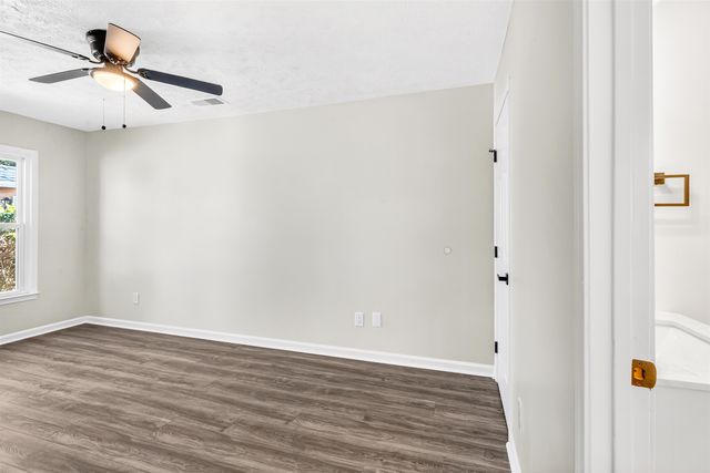 916 Tiffany Ln., North Myrtle Beach, SC 29582
