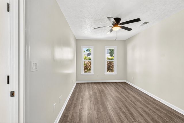 916 Tiffany Ln., North Myrtle Beach, SC 29582