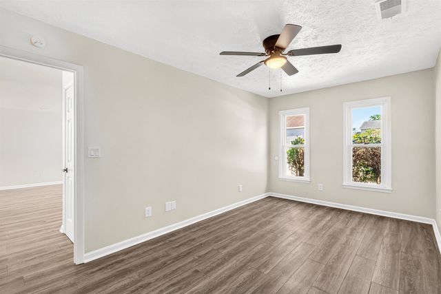 916 Tiffany Ln., North Myrtle Beach, SC 29582