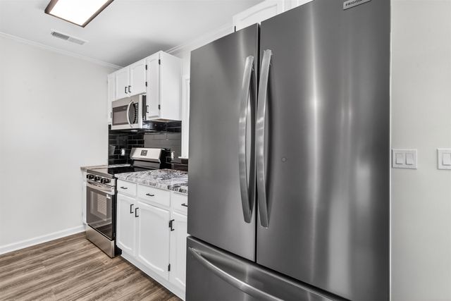 916 Tiffany Ln., North Myrtle Beach, SC 29582
