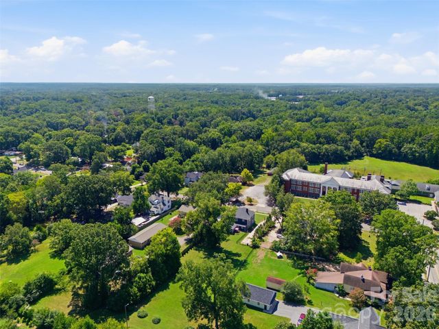 211 Jefferson Street E, York, SC 29745