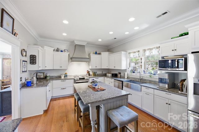 211 Jefferson Street E, York, SC 29745