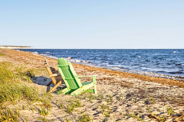 887 Commercial St 1, Provincetown, MA 02657