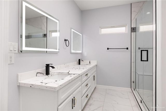 8103 N 49th Lane, Mcallen, TX 78504