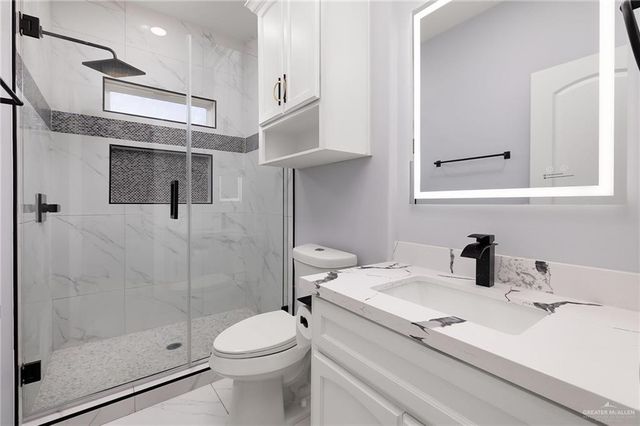 8103 N 49th Lane, Mcallen, TX 78504