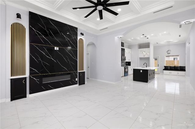 8103 N 49th Lane, Mcallen, TX 78504