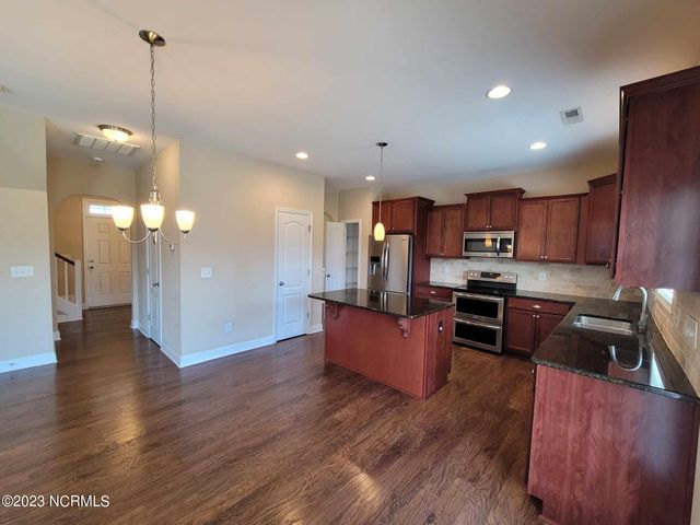 523 N Prince Henry Way, Cameron, NC 28326