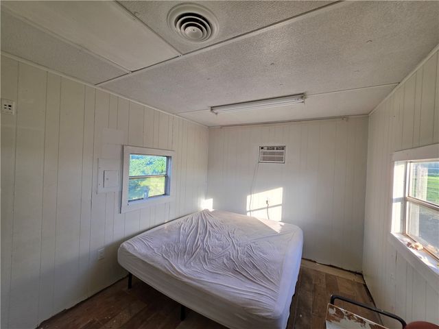 3980 Luper Road, Lowell, AR 72745