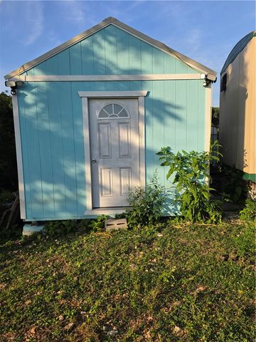 3980 Luper Road, Lowell, AR 72745