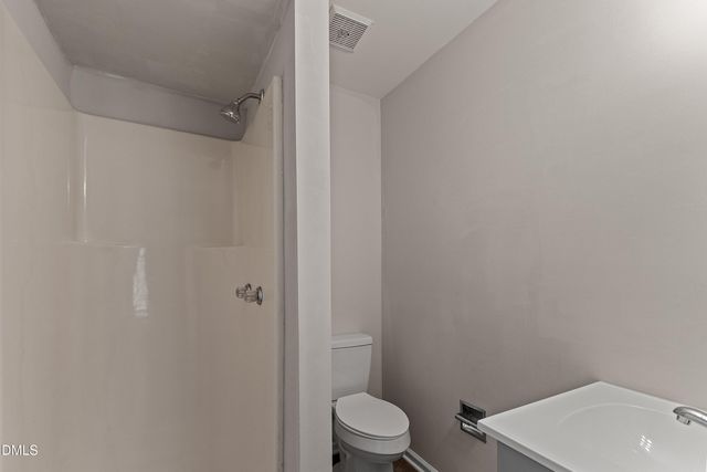 1900 Township Circle, Raleigh, NC 27609