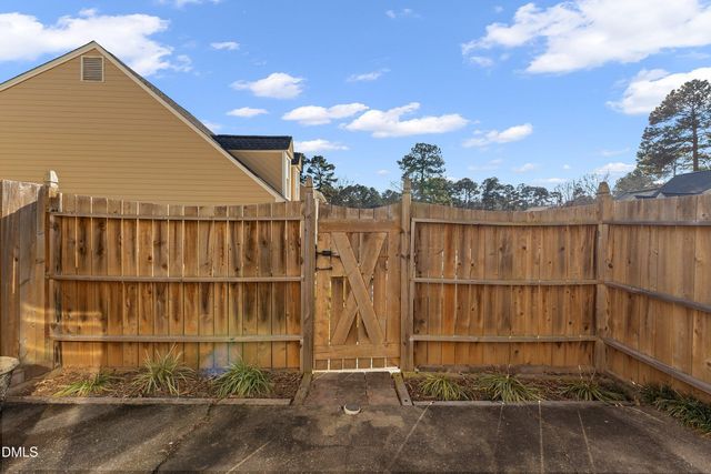 1900 Township Circle, Raleigh, NC 27609