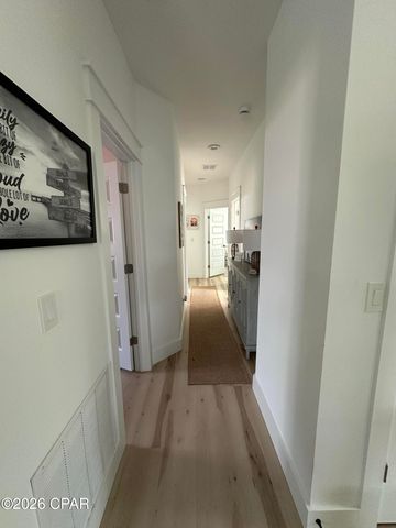 7201 Lake Suzzanne Way, Panama City, FL 32404