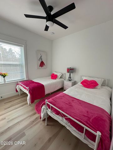 7201 Lake Suzzanne Way, Panama City, FL 32404