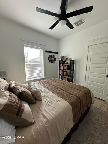 7201 Lake Suzzanne Way, Panama City, FL 32404