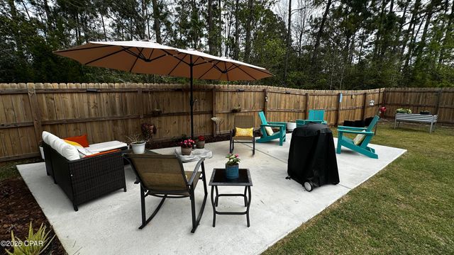 7201 Lake Suzzanne Way, Panama City, FL 32404