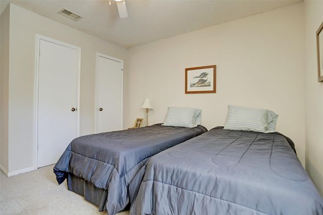 12 Fairmeade Bend Drive, The Woodlands, TX 77381