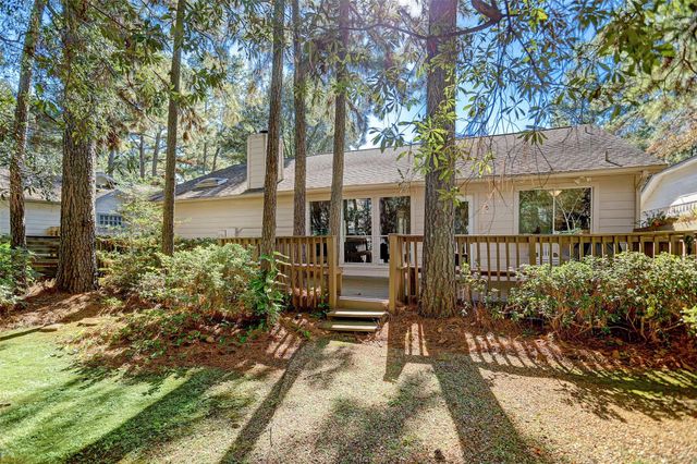 12 Fairmeade Bend Drive, The Woodlands, TX 77381