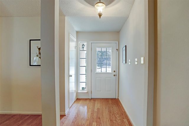 12 Fairmeade Bend Drive, The Woodlands, TX 77381