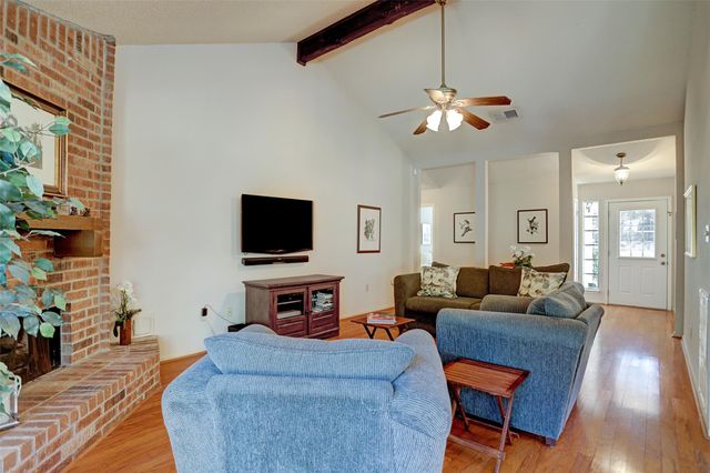 12 Fairmeade Bend Drive, The Woodlands, TX 77381